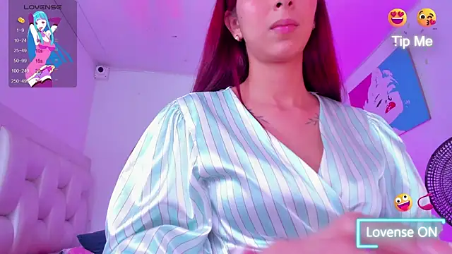 QueenLatina@xh webcam