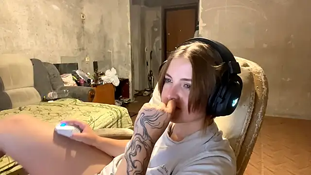 KatieBoundy webcam