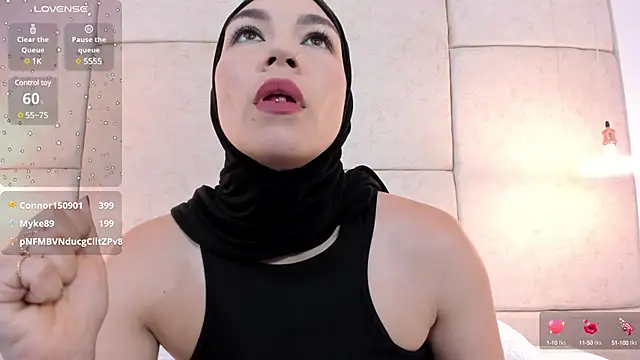aisha_vs webcam