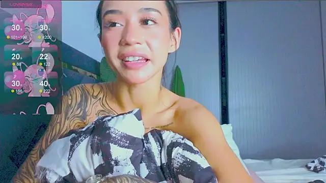 Mia_Tin webcam