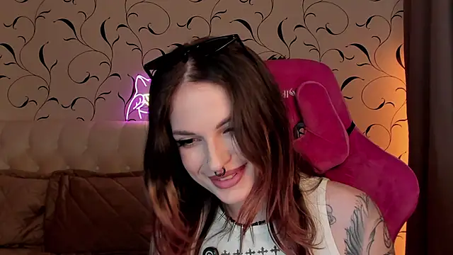 BratzieDarsie webcam
