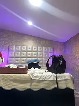 liah_izumi - LIAH_IZUMI's free webcam - UK Sex Cams