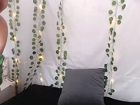 im_milan_rs - Im_Milan_Rs's free webcam - UK Sex Cams