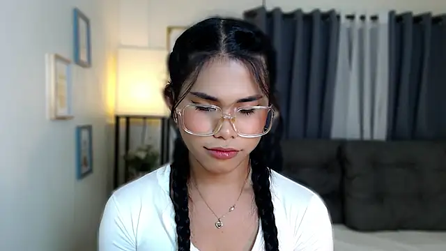 PrettyBlythes_TS webcam