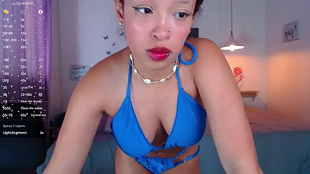 GabbieCutee_ webcam