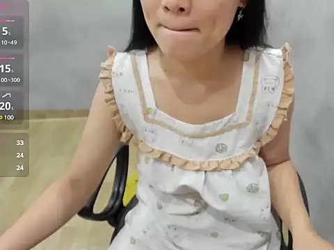 Lyzi_lovely01