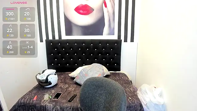 real web cam Kloe 11