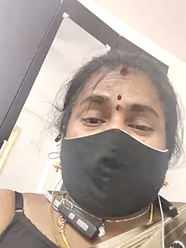 Tamilrojanew webcam