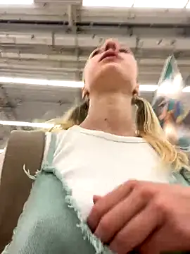 sexy striptease Lia Love