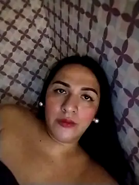 Yourbabyshane webcam