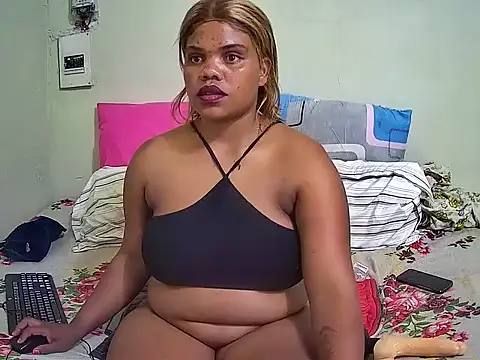 sexybitcheyes webcam
