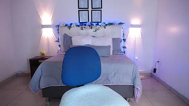 Megan_05_ webcam