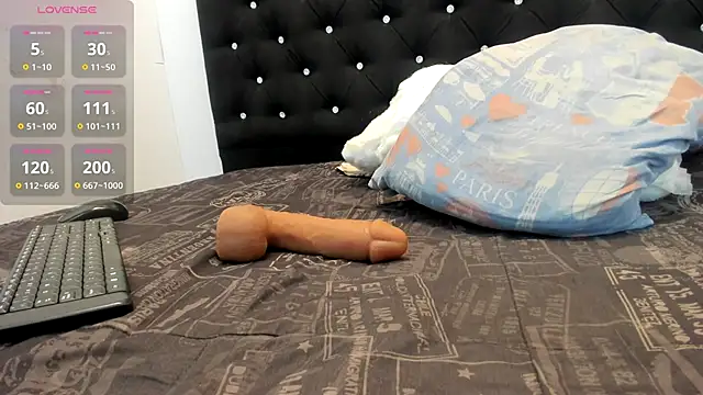 Kloe__11 webcam