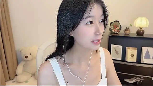 Onechestnut webcam