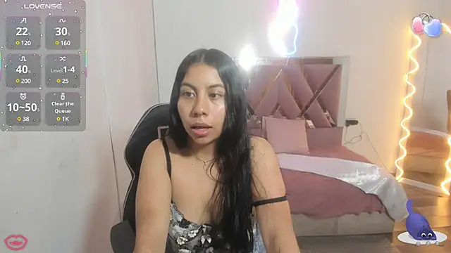 zury_tay - ZURY_TAY's free webcam - UK Sex Cams