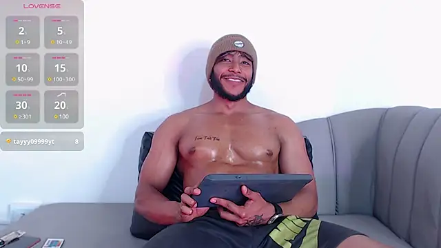 Troyy_lee1 webcam