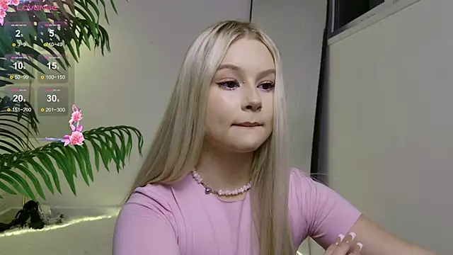 baby_lianaa webcam