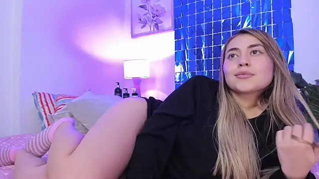 barbie_courtney webcam