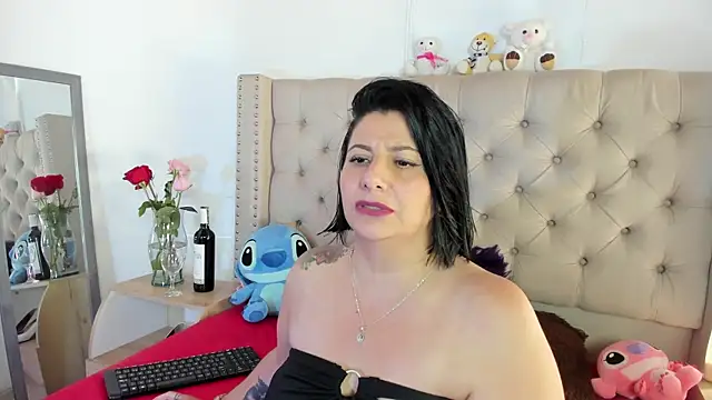 AngeleRoux webcam