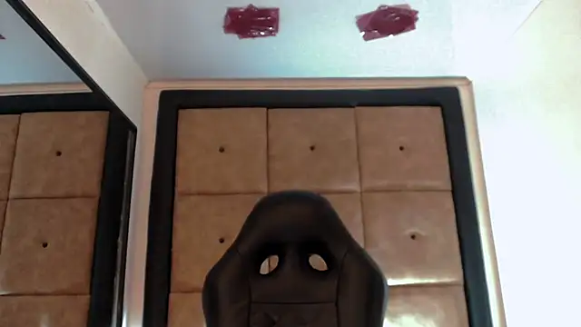 trinity_evans webcam