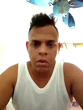 Zeushorny10 webcam