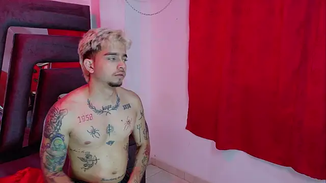 AliceandMax webcam