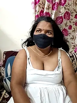 thanuja24 webcam