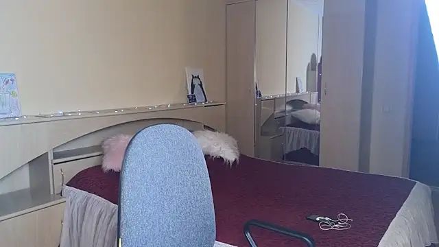 Nika_Kitten webcam