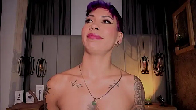 MiaMorgan_ webcam