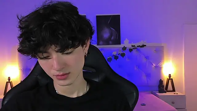 Elliot_younngg webcam