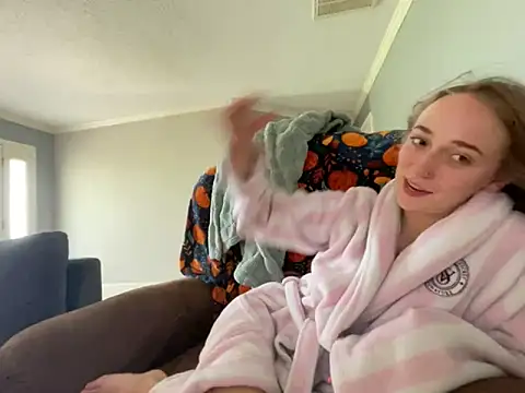Maxinebabyyy webcam