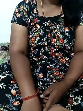 MaaliiiPonuTamil webcam