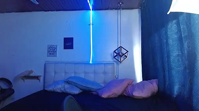 goth_minerva webcam