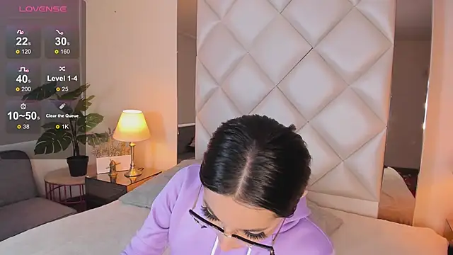Megan_DH webcam