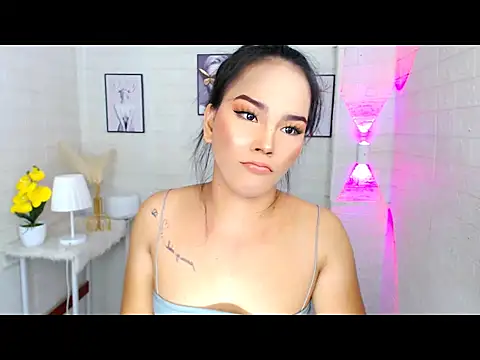 LylianaGirlx webcam