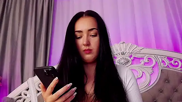 KimKhallifa webcam