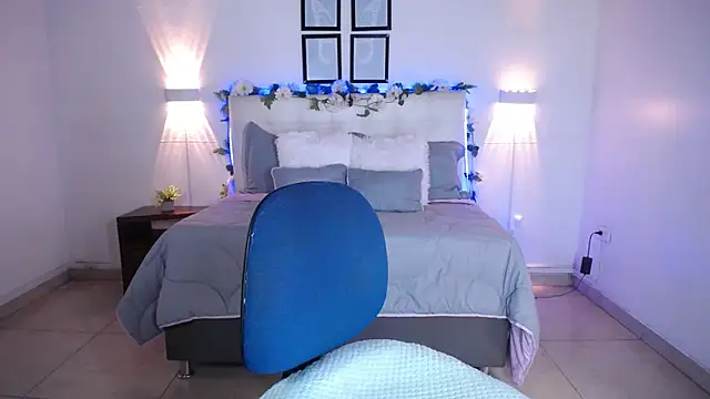 Megan_05_ webcam