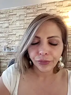 videochat porno  Abril-Office1