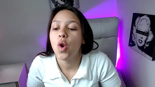 SamanthaRoldaan webcam