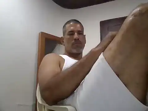 jackbigcock11 webcam