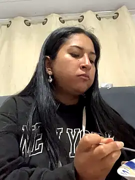 luna_asss webcam