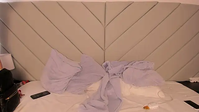 chloe_and_bonnie webcam
