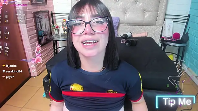KittyMelodi webcam