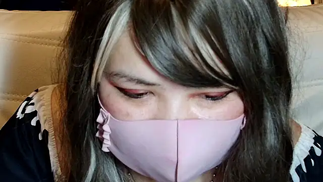 xoxLILxMELOxox webcam