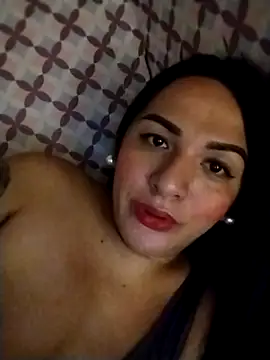 Yourbabyshane webcam