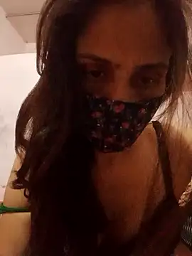 SOFIIYAA webcam