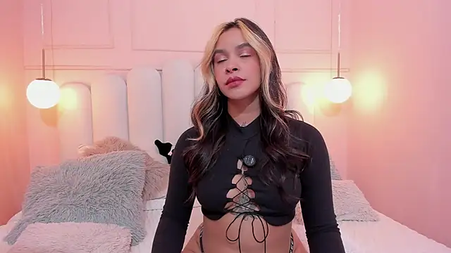 sarah_salis_ webcam
