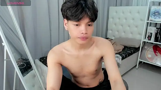 hotfreshdior webcam