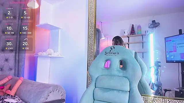 isabella_horney_ webcam