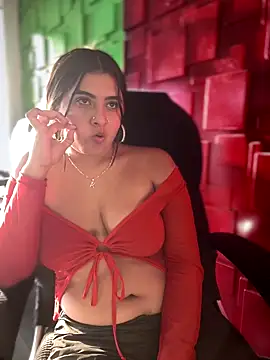 Miss-Salome webcam